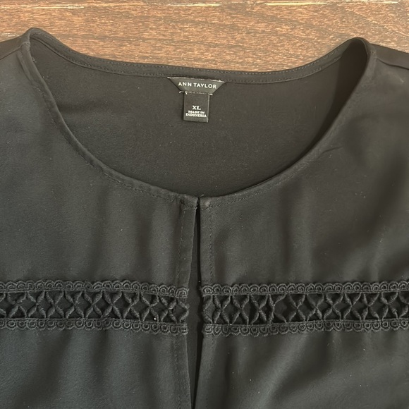 Ann Taylor | Keyhole Bell Sleeve Blouse - Picture 2 of 4